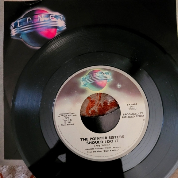 The Pointer Sisters 45 rpm "We're Gonna Make It / Should I Do It" excellent!! - Picture 1 of 3